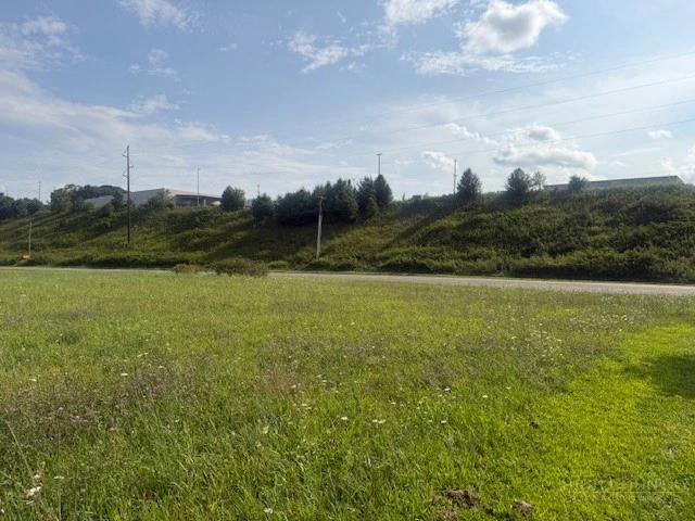 Image number 2 for the current listing