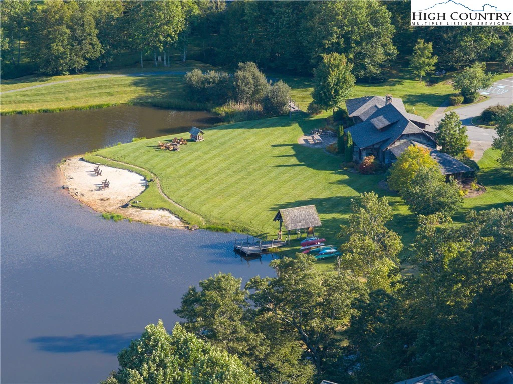 Image number 12 for the current listing