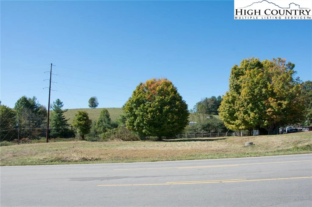Image number 3 for the current listing