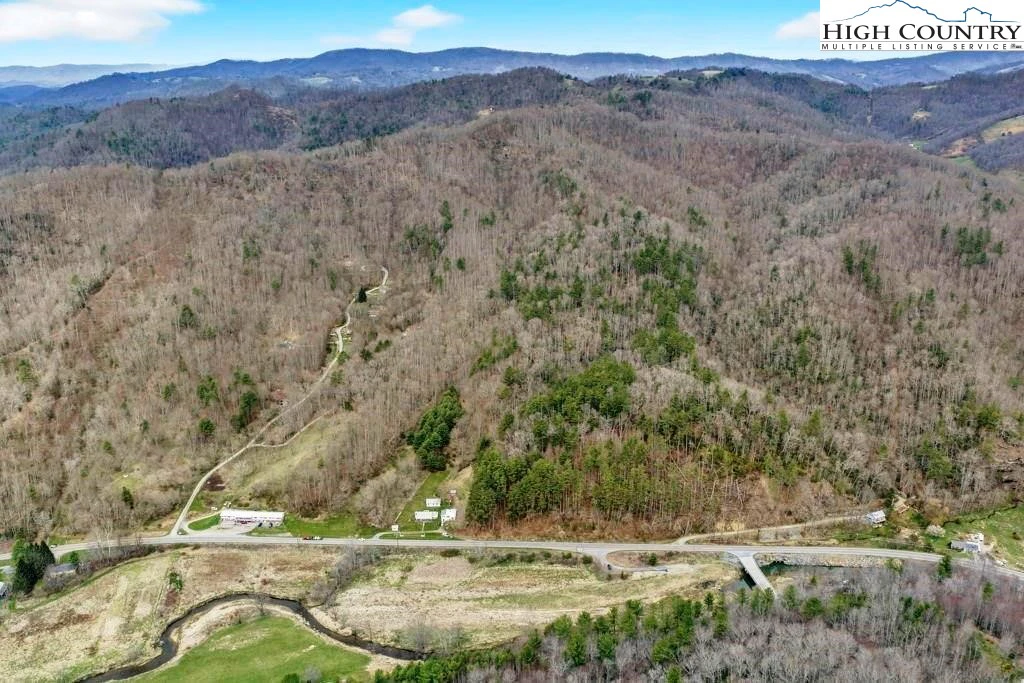 Image number 1 for the current listing