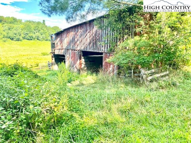 Image number 3 for the current listing