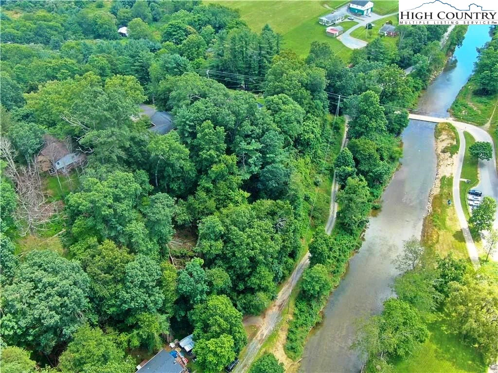 Image number 1 for the current listing