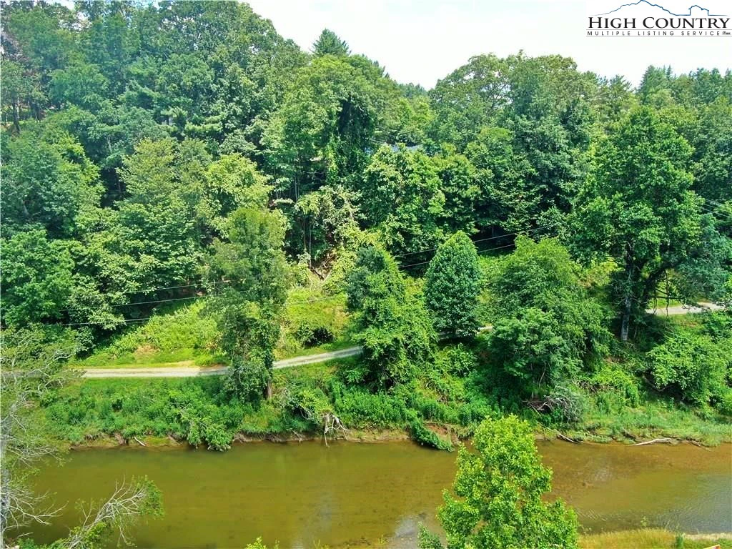 Image number 7 for the current listing