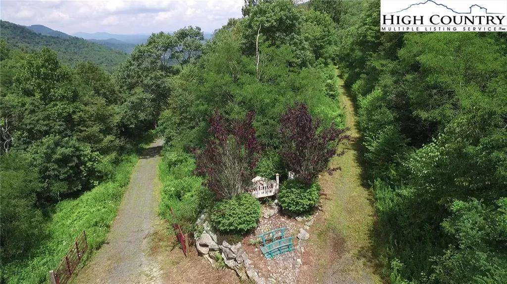 Image number 16 for the current listing