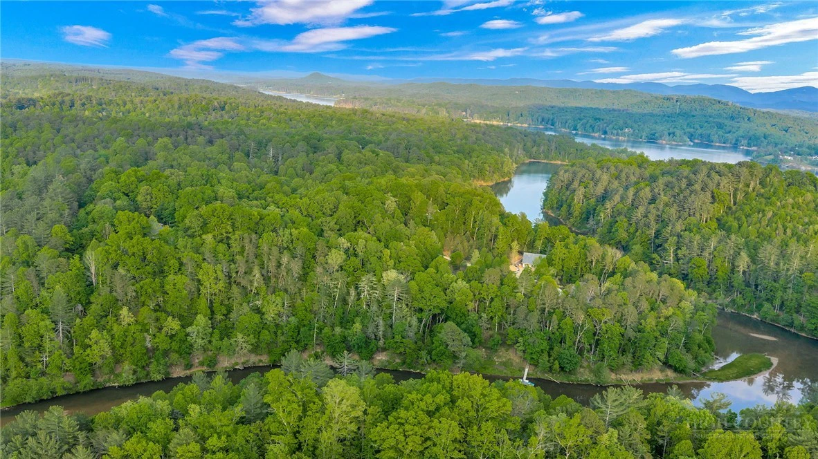 Image number 7 for the current listing