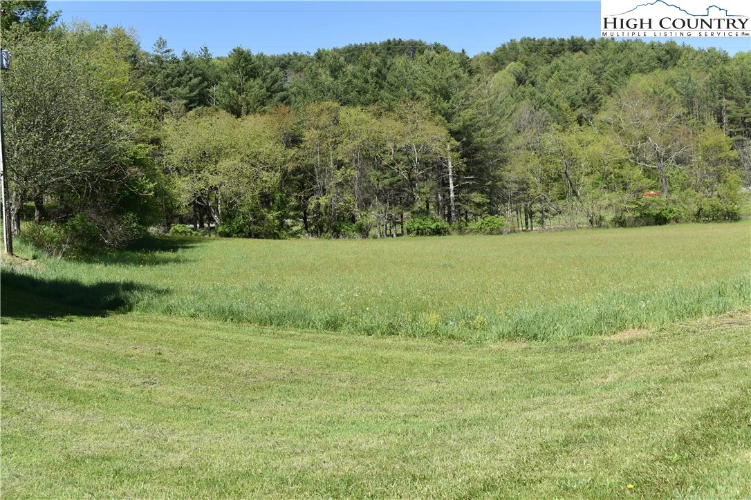 Image number 18 for the current listing