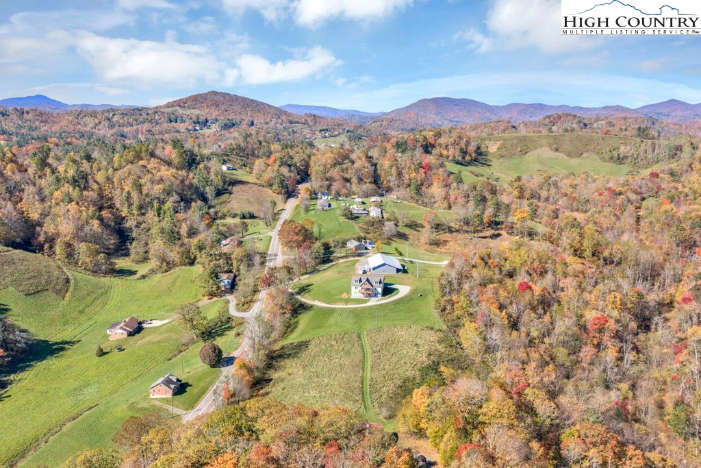 Image number 18 for the current listing