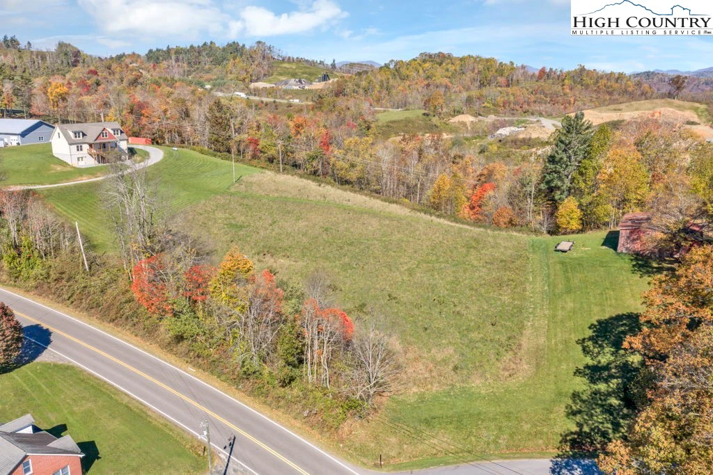Image number 17 for the current listing