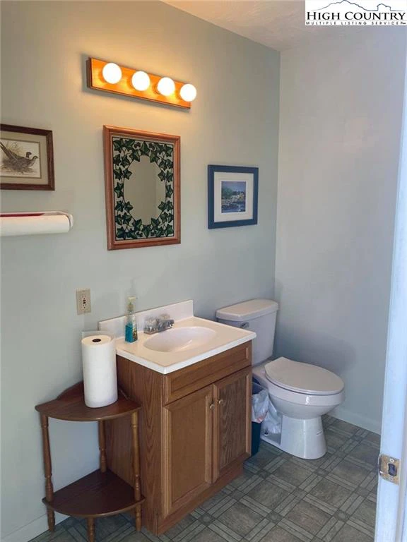 Image number 6 for the current listing
