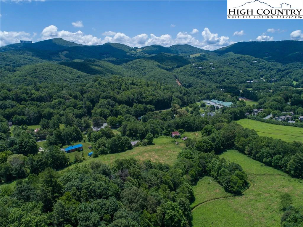 Image number 3 for the current listing