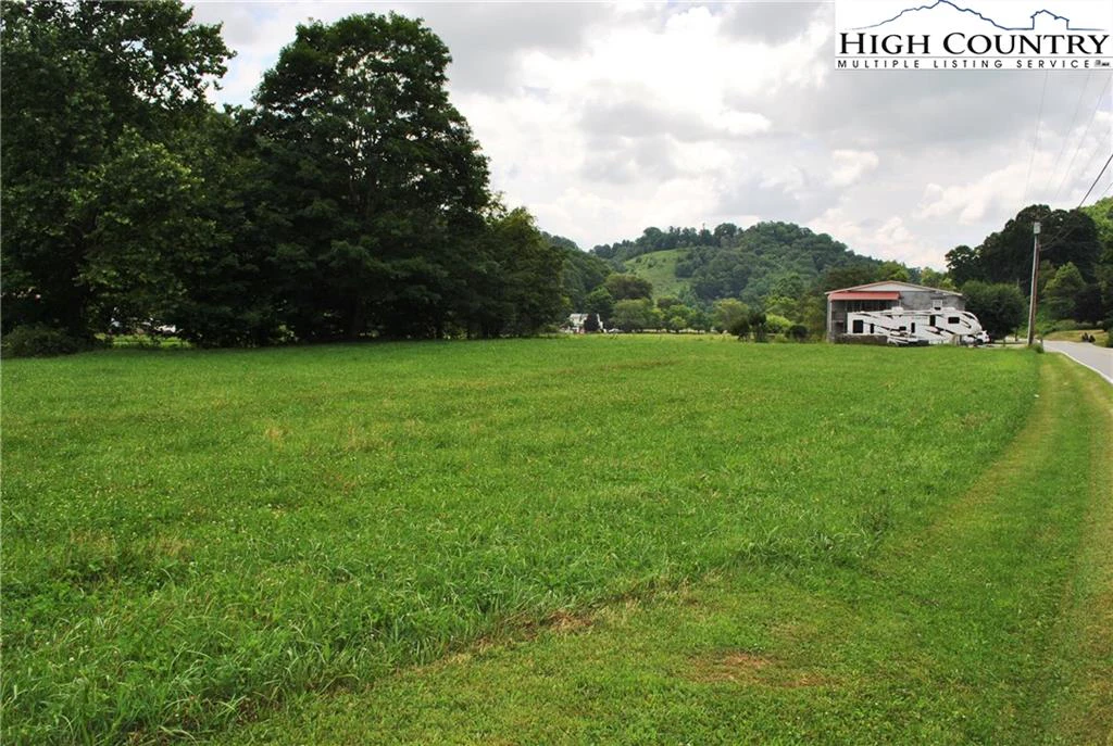 Image number 3 for the current listing