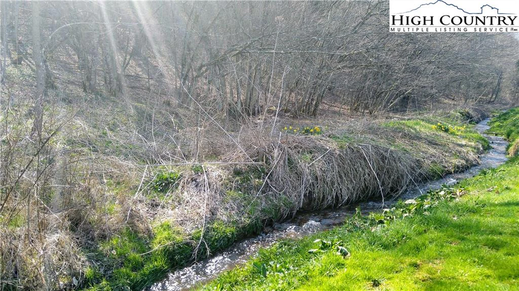Image number 9 for the current listing