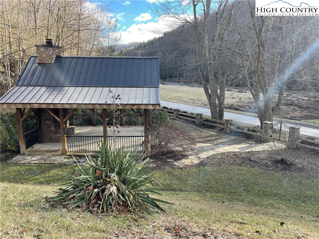 Image number 6 for the current listing