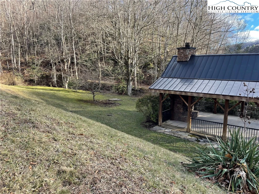 Image number 5 for the current listing