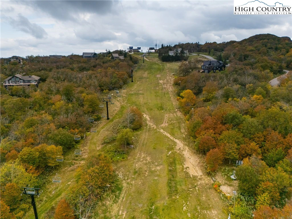 Image number 3 for the current listing