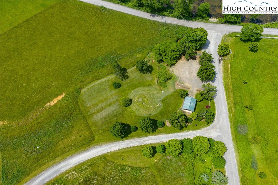 Image number 3 for the current listing