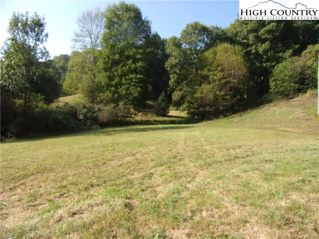 Image number 19 for the current listing