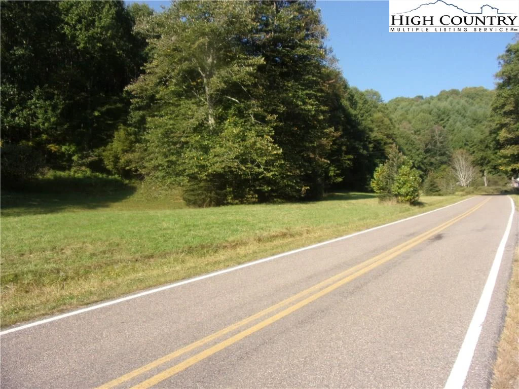 Image number 17 for the current listing