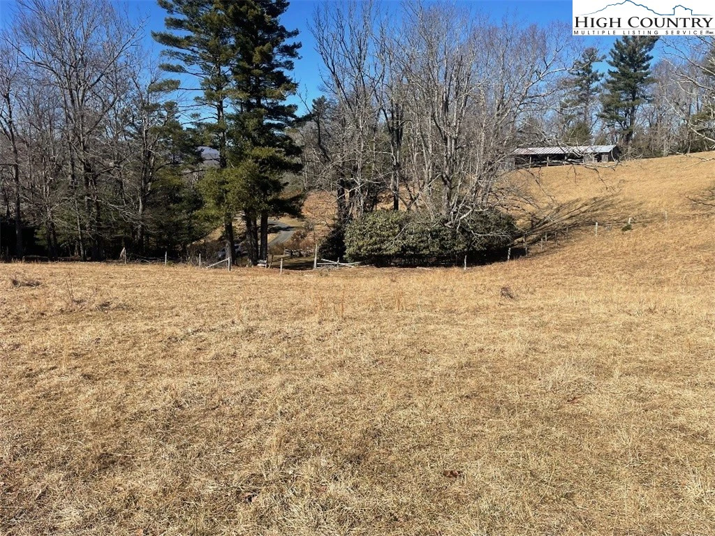 Image number 13 for the current listing