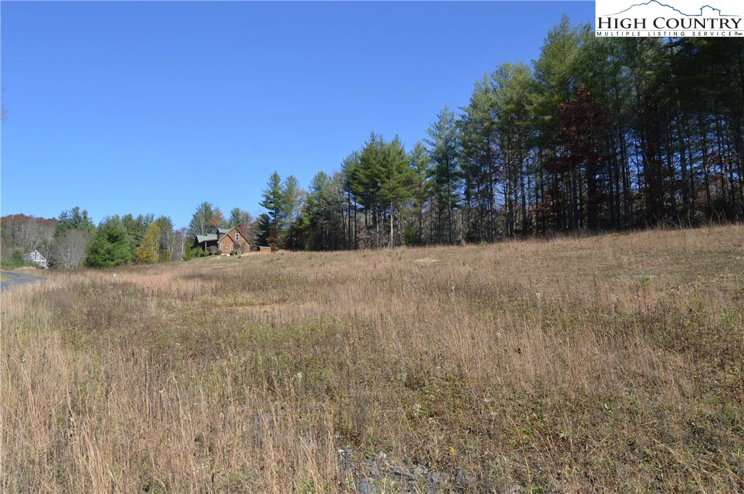Image number 18 for the current listing