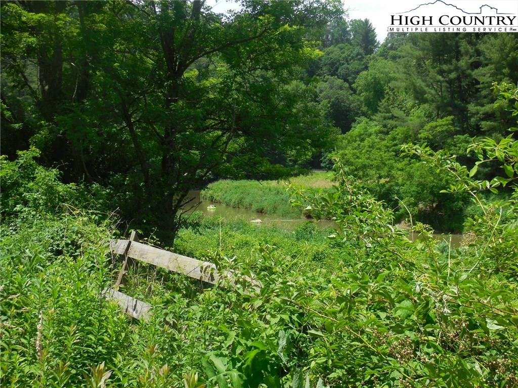 Image number 8 for the current listing