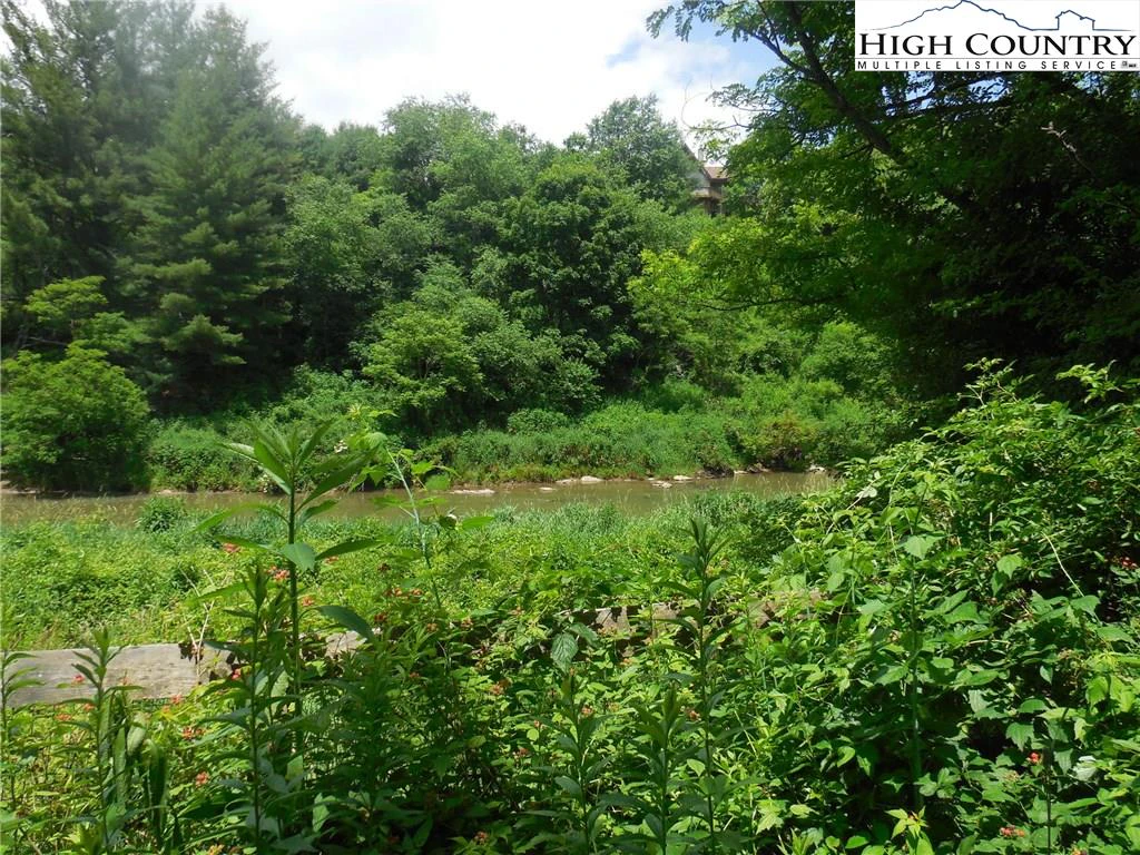 Image number 7 for the current listing