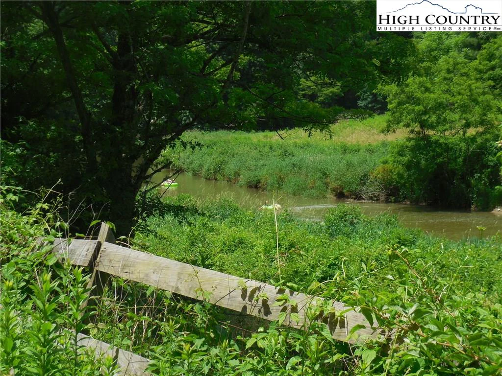 Image number 10 for the current listing
