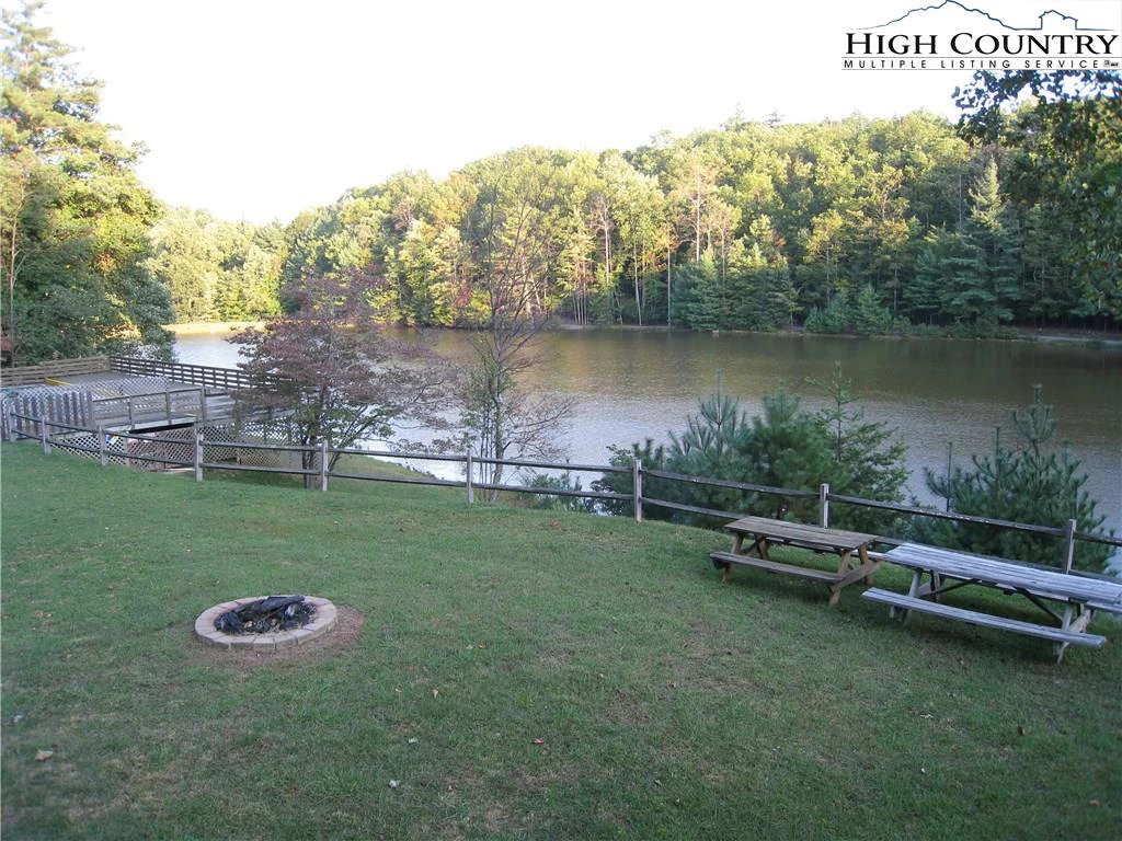 Image number 7 for the current listing
