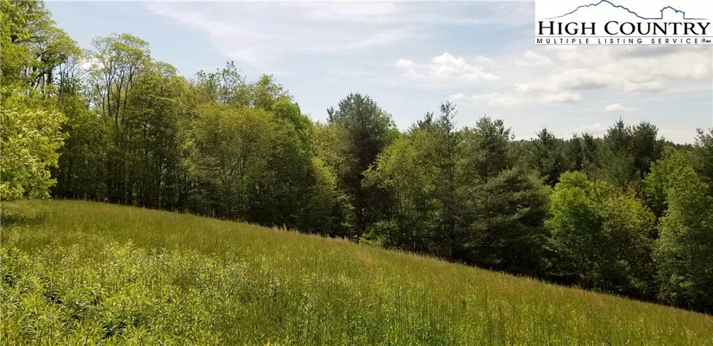 Image number 18 for the current listing