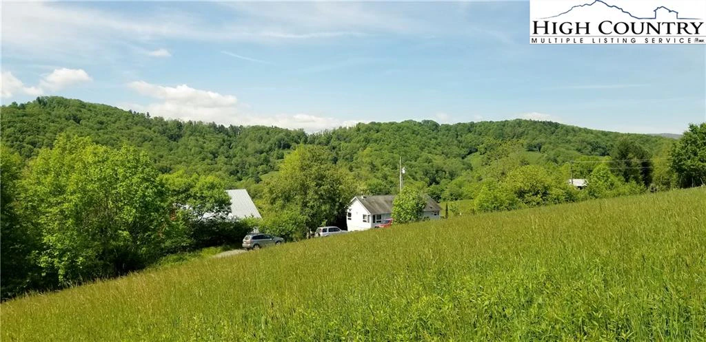 Image number 15 for the current listing