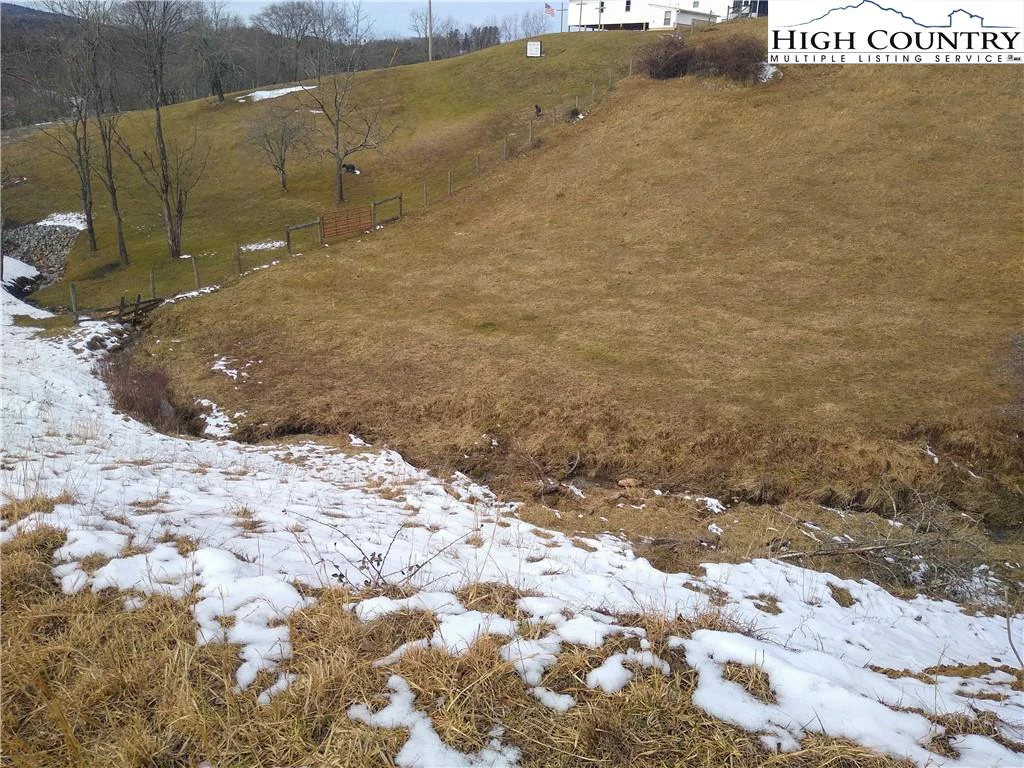 Image number 6 for the current listing