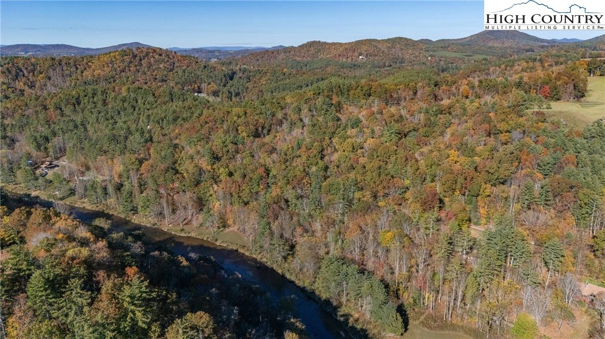 Image number 3 for the current listing