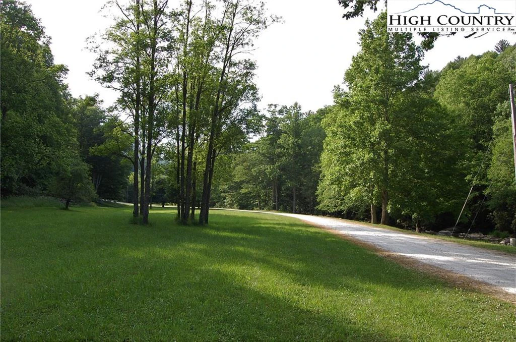 Image number 5 for the current listing