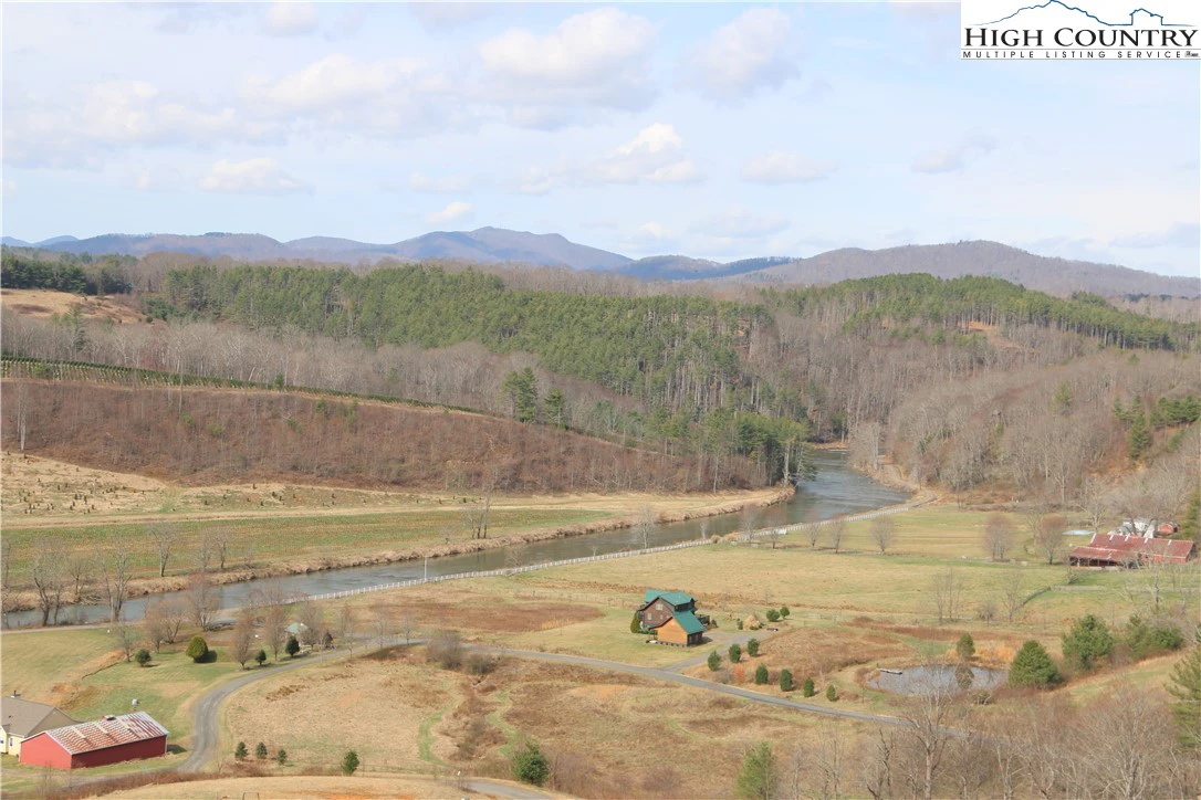 Image number 1 for the current listing