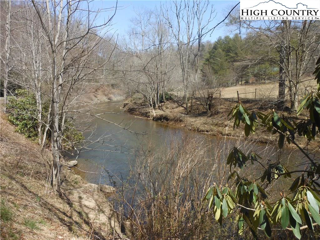 Image number 3 for the current listing