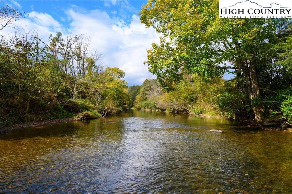Image number 8 for the current listing