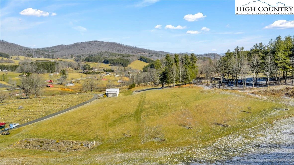 Image number 9 for the current listing