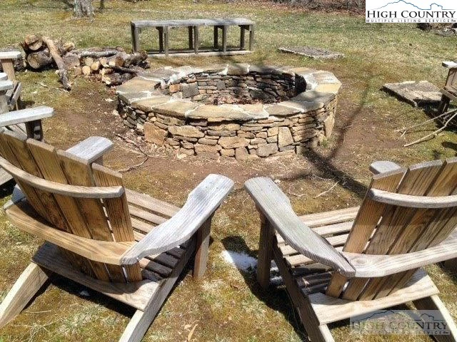 Image number 8 for the current listing