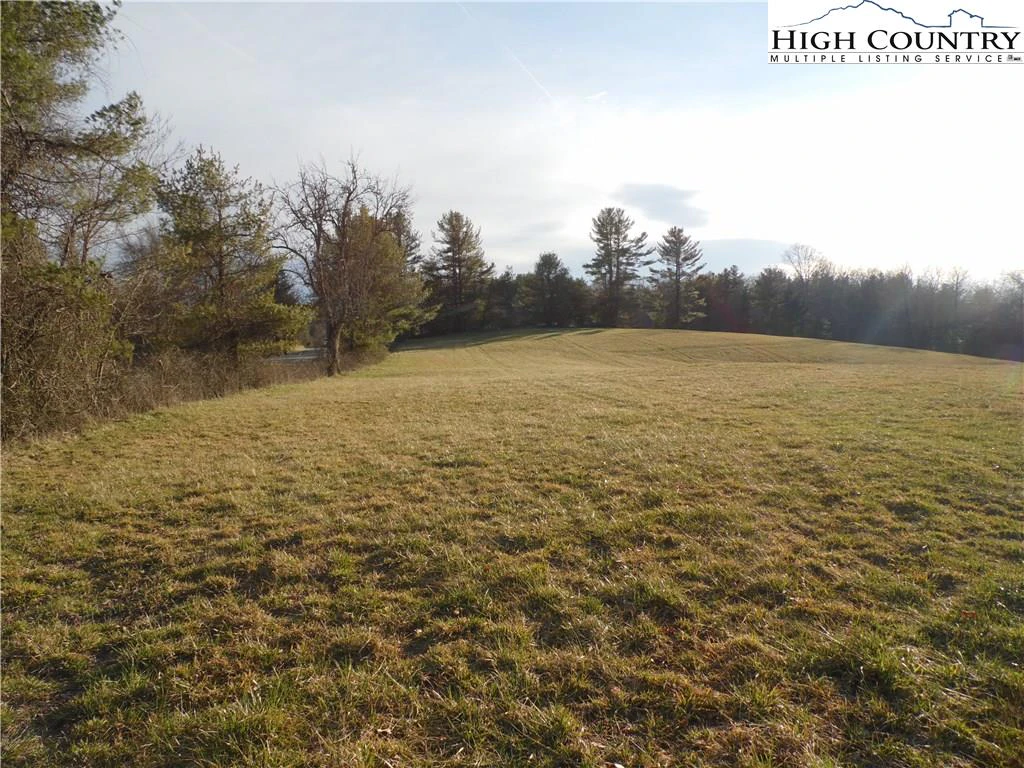 Image number 18 for the current listing