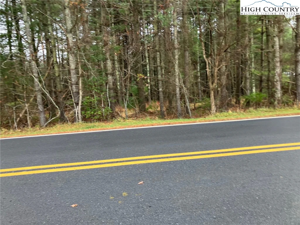 Image number 1 for the current listing