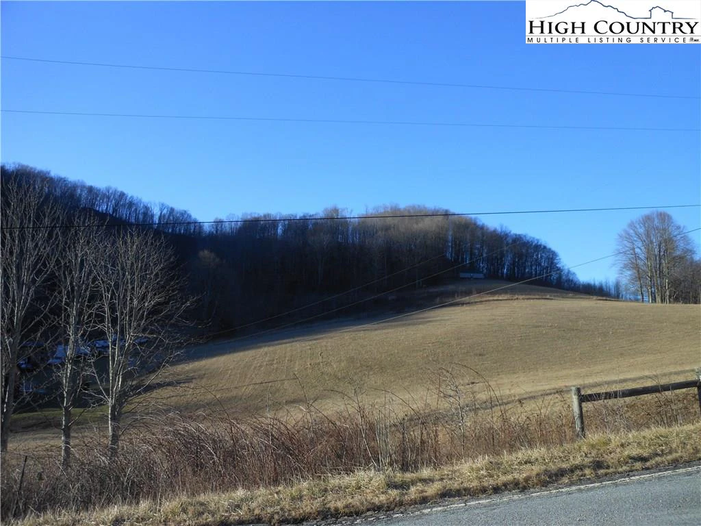 Image number 3 for the current listing