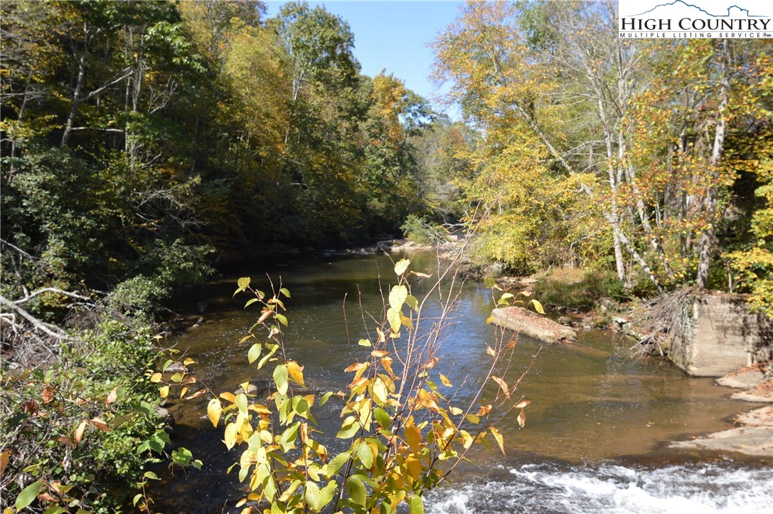 Image number 6 for the current listing