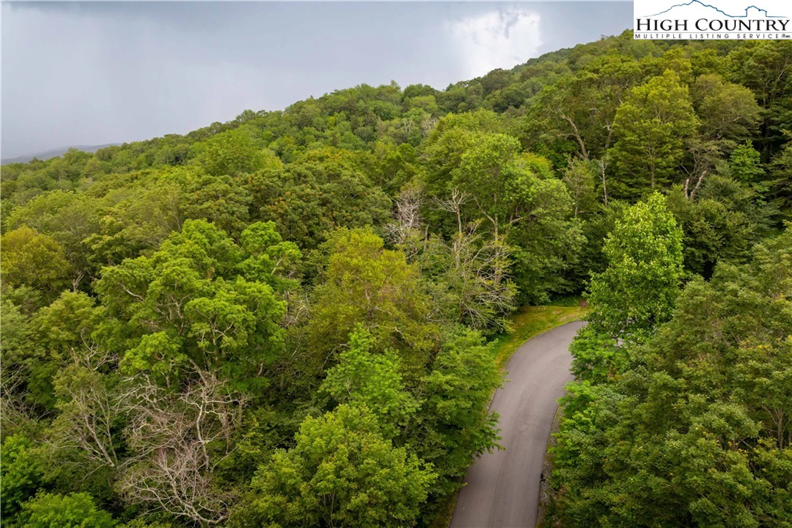 Image number 3 for the current listing