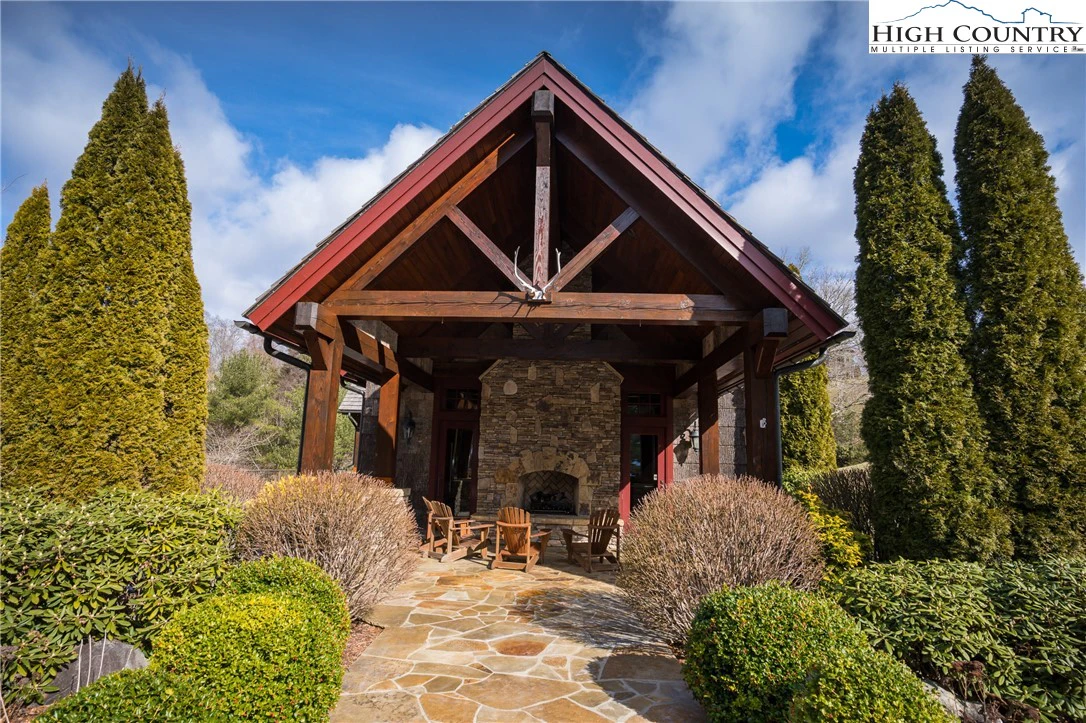 Image number 7 for the current listing
