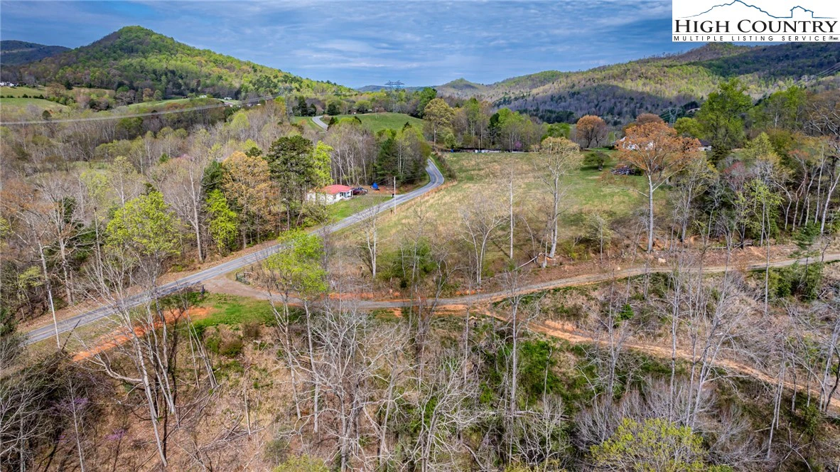 Image number 9 for the current listing