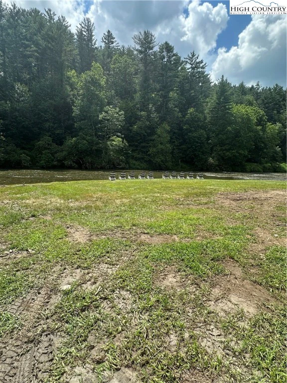 Image number 7 for the current listing