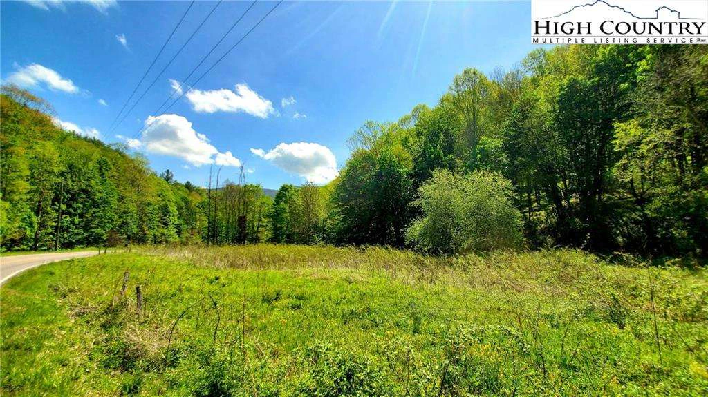 Image number 1 for the current listing