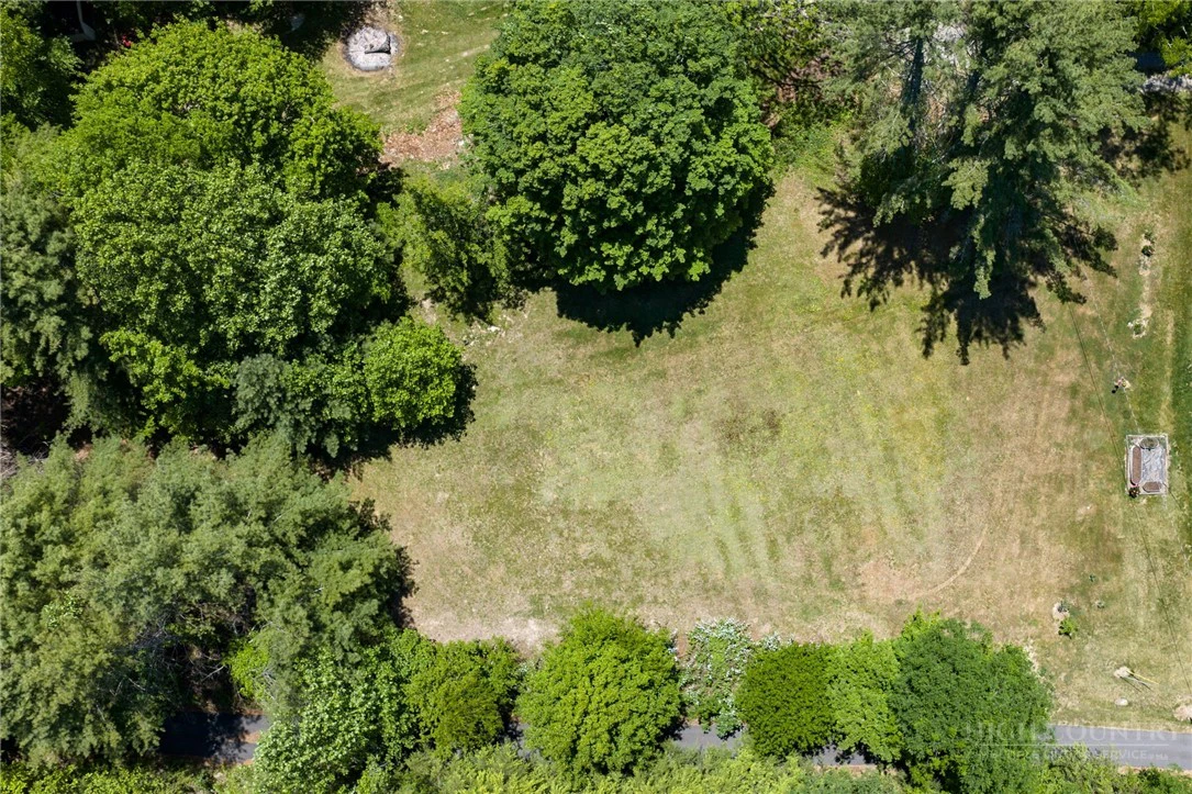 Image number 10 for the current listing