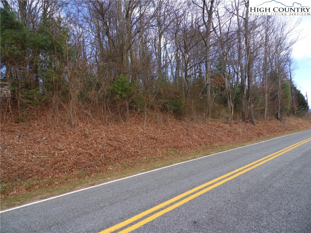 Image number 9 for the current listing