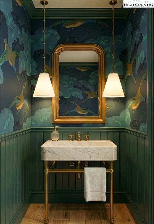 Image number 20 for the current listing